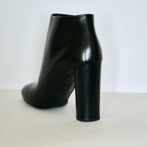 NWT AUTHENTIC BURBERRY KENNARD LEATHER ANKLE BOOTS - Picture 2 of 10